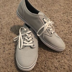 vans authentic light grey